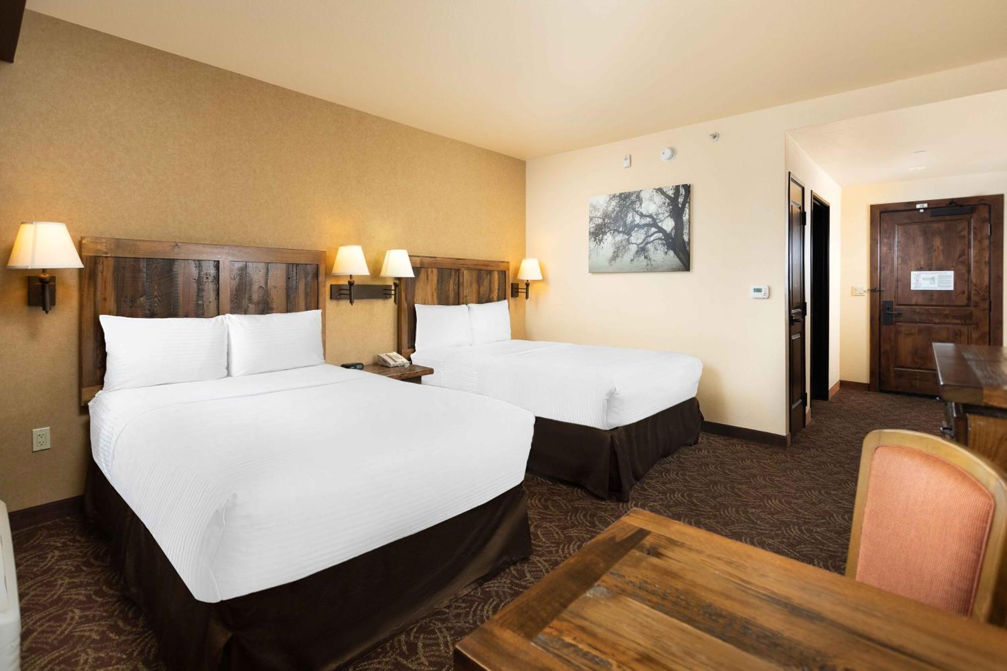 Colusa Casino Resort Bagian luar foto